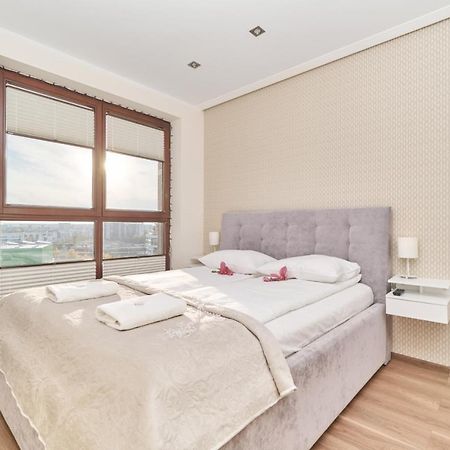 Apartment Wroclaw Krakowska With Balcony And Free Garage By Noclegi Renters Екстер'єр фото