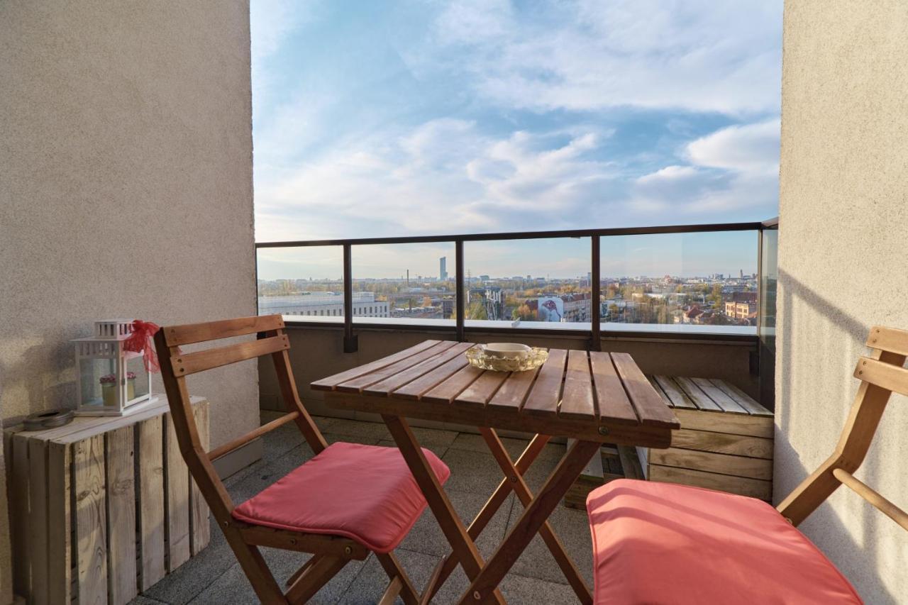 Apartment Wroclaw Krakowska With Balcony And Free Garage By Noclegi Renters Екстер'єр фото